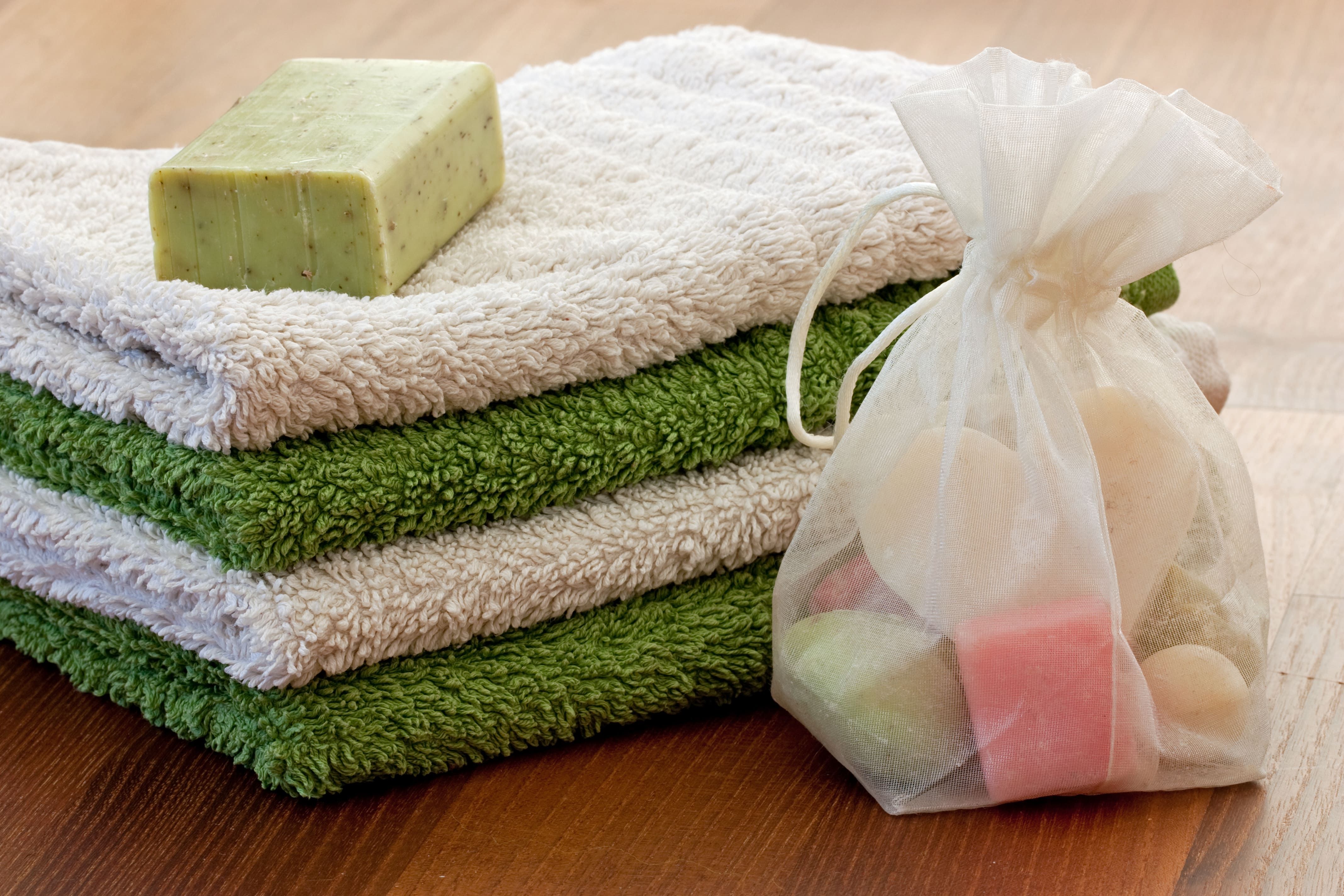 Handtücher und Seife